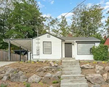A Flock Fund home in Seattle